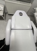 Hydrauliczny fotel kosmetyczny - stan idealny
