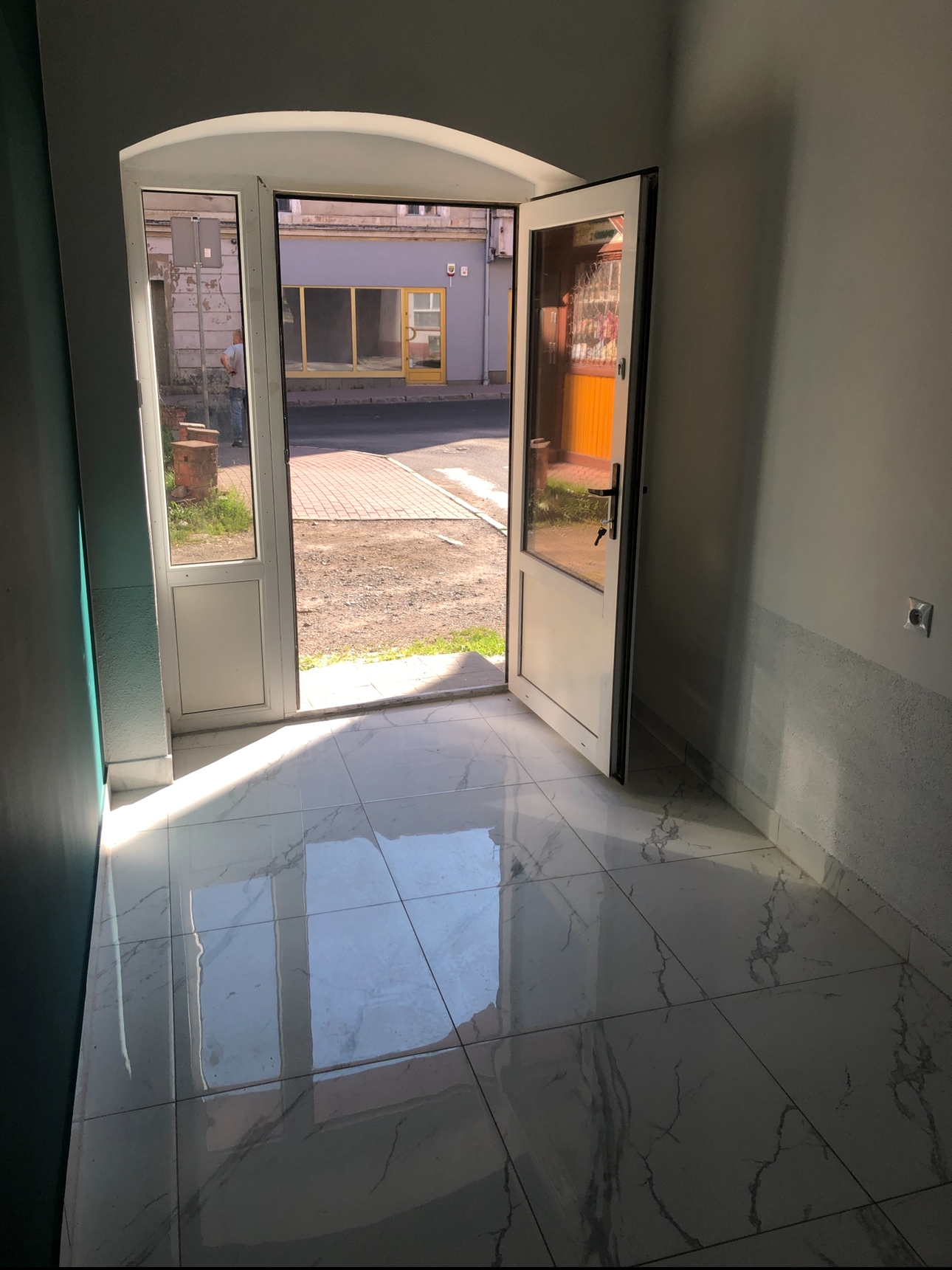 Wynajmę lokal usługowy 33m2 w Kowarach