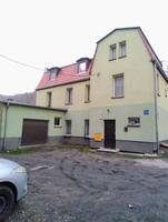 Wałbrzych - Budynek w centrum pod na placówkę medyczną